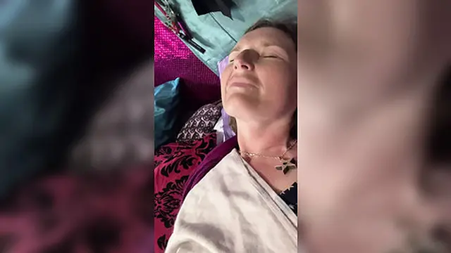 Hot MILF′s sweaty face gets covered in cum