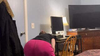 Dirty Mature MILF Gets Her Ass🍑 Licked And Stuffed With Cum
