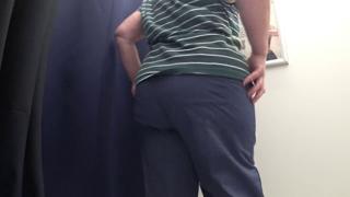 A fat, white-panted nympho's PAWG gets devoured in a leggings freak show