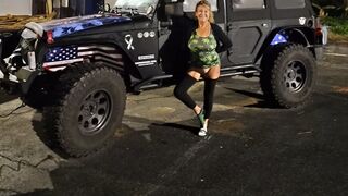 Experienced MILF Explores Pleasures