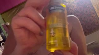 Stroking My Clitorus till Urine Soaks My Device