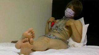 Sexy mature chick gets sloppy solo in hotel room, vibes galore!
