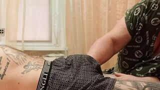 Sucking my stepson's dick🌭 while he comes