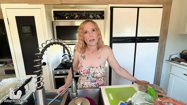 Relieving My milf′s Holiday Tension - Jane Cane &mdash;  Shiny Cock🍆 Films