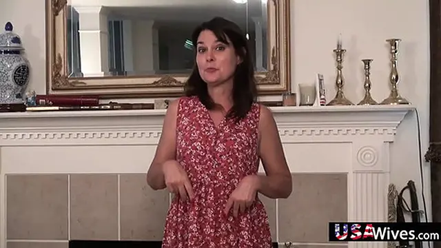 USA Wives - USA Milf shows her dress and what's under it