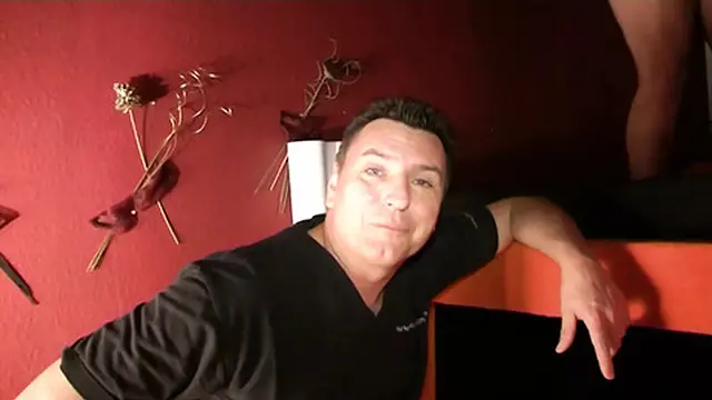 Who gets to take it first? #6 - spoken in German