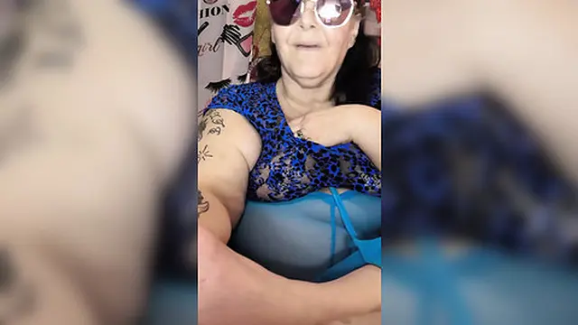 Big Cock🌭 Pissed On Outside &mdash;  She Squirts Nonstop &mdash;  Watching Cocks Hop