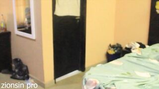 Black Stepsis Threesome Sucked by Two Bros in Bed