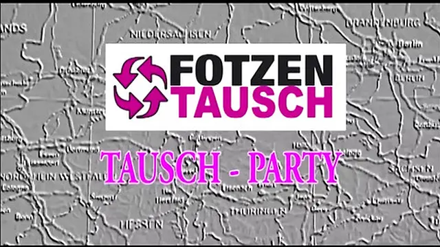 ′hunk & Teen Delights at a Wild Swinger Bash′