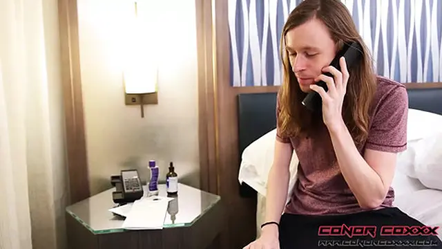 Sexy Vanessa - The sexy MILF hotel manager