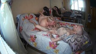 Stepmom gives a thorough blowjob on her free day