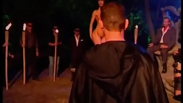 The Sex Ritual: La Venere Bianca Fucks in Front of the Followers