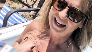 Little Linda in the Middle of the Desert My Jacuzzi