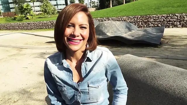  Milf babe gets anal👌 fucked by a man 