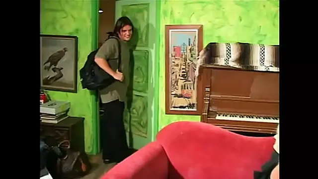 Sexy bitch rides a huge dick!