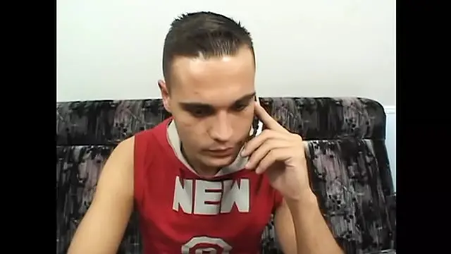 Old lady enjoys a thick shaft with a dirty attitude