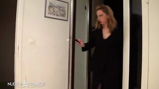 Louise, mature nympho, gets sodomized by a brown dick