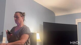 Sucking a fat dick till he fills my throat and mouth with massive loads of cum!