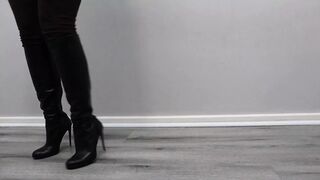 BOOTS : Modeling different boots