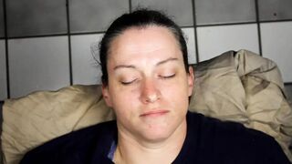 Huge Homemade facial blasting right in her eyes!!! Fixed sound