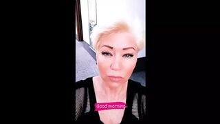 Hot MILF Aimee Paradise delivers intense oral😜 pleasure in a sensual 30-minute session