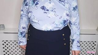 Aunt lets you look up her skirt just this once - Cheating Mature Amateur BBW Slut Mom Aunt