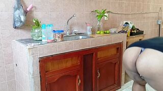 Chubby Mom in the Kitchen 2