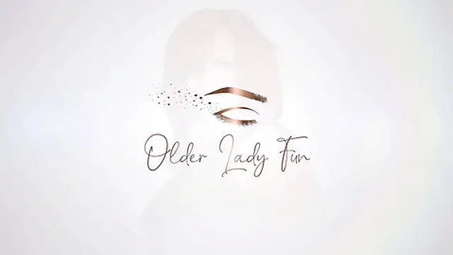 Mature Ukrainian GILF Mya Evans Pantyhose Ripping Masturbation