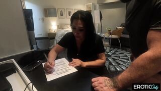 German Bitch Hunter Finds a Busty MILF Who Loves to Get Fucked Hard on Camera