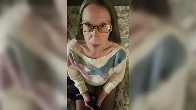 Goode Girl Nylonplay with Hubby's Cock and Balls