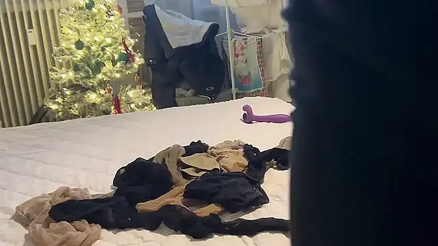 Craving tights on my skin    