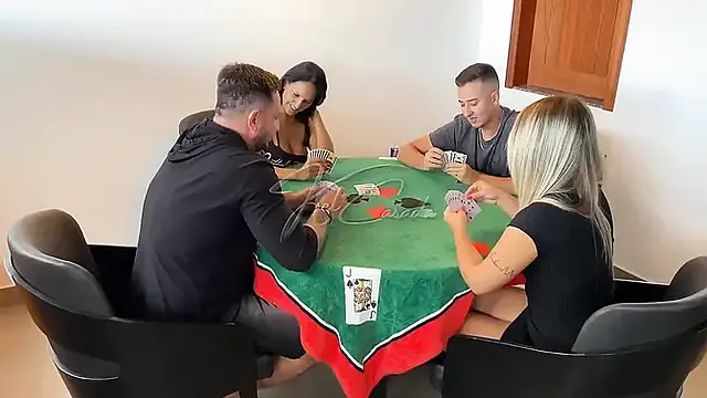 Ns at Tentamos Aprender a Jogar, Mas Gostamos Mesmo De Sexo